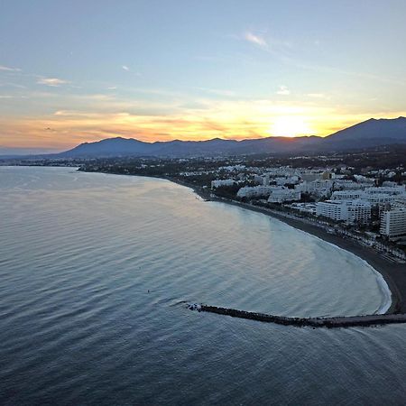 Lujoso Apartamento Con Piscina En Paseo Maritimo Марбелья Екстер'єр фото